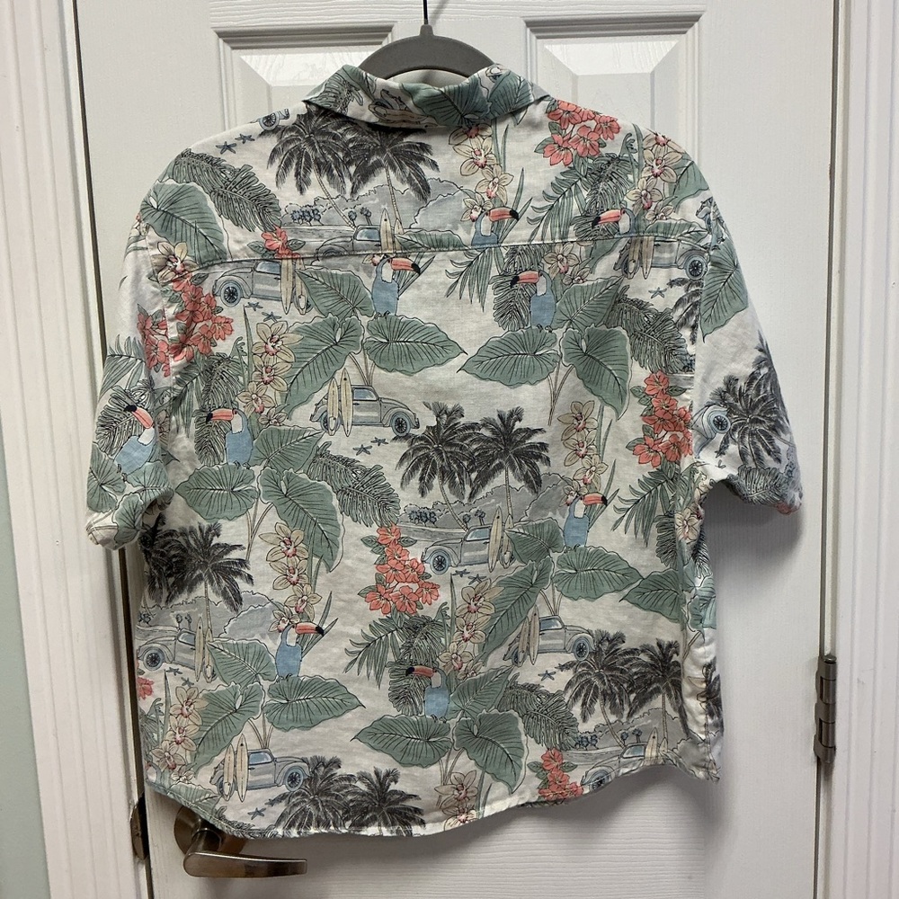 C&C California 100% Linen SZ M Tropical Floral Bird Button Up Top Vacation Beach - Picture 4 of 7